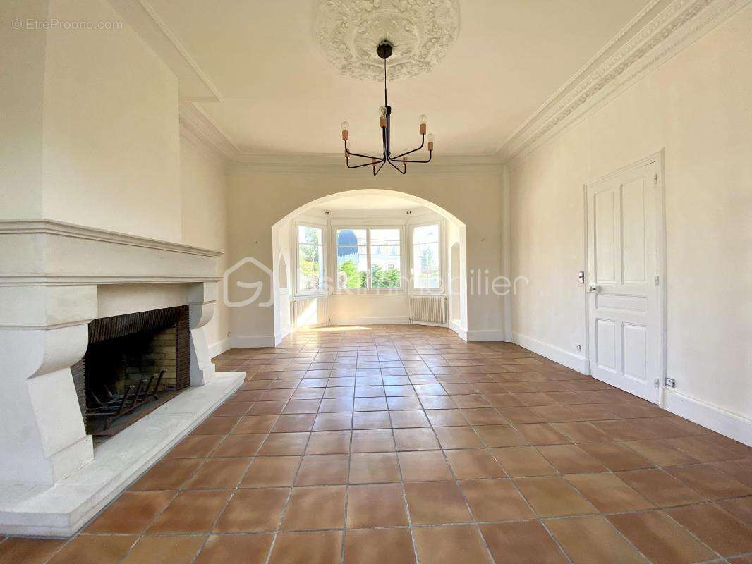 Maison à FRIVILLE-ESCARBOTIN