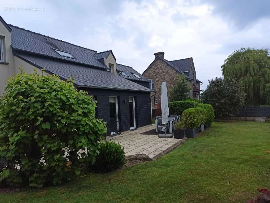 Maison à PLOUER-SUR-RANCE