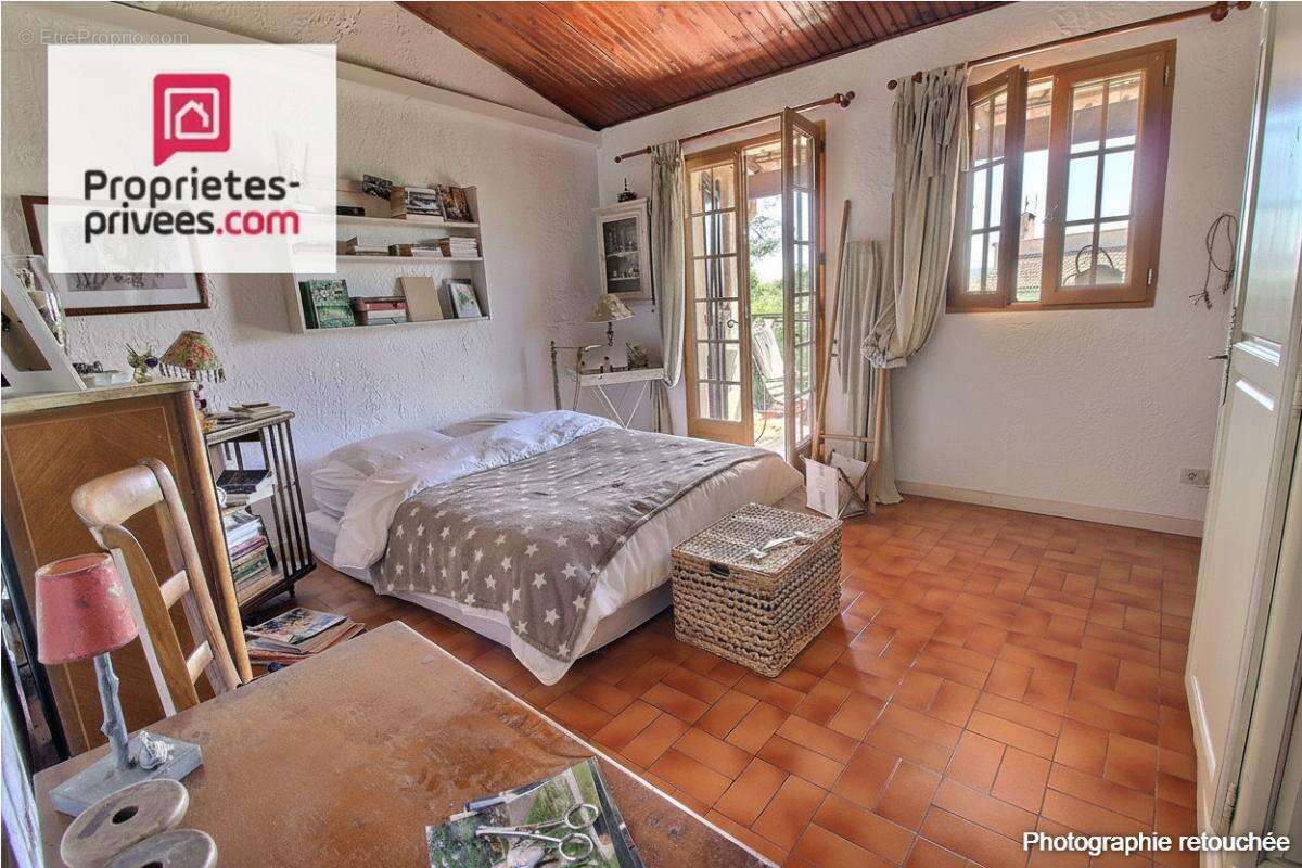 Maison à LORGUES