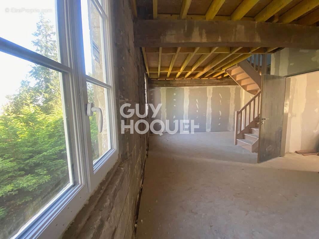 Appartement à CHOISY-AU-BAC