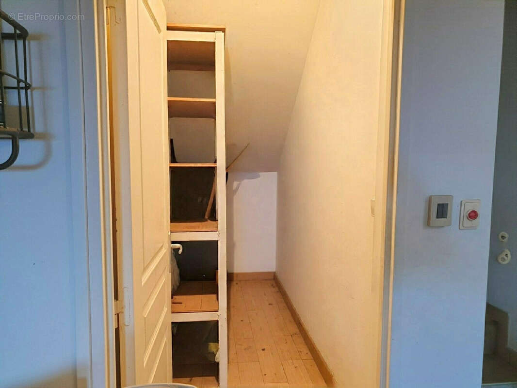 Maison 207 m² à Saint-Denis  - photo 8