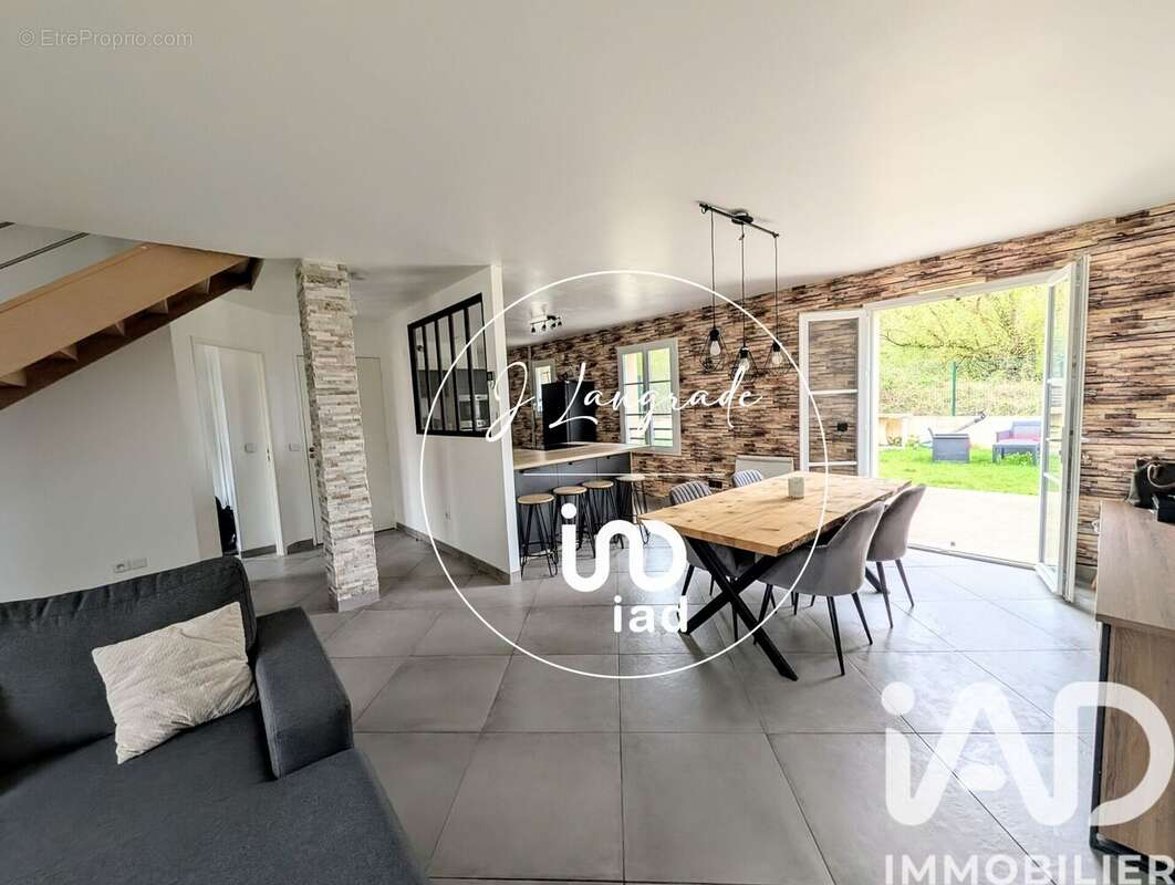 Photo 3 - Maison à NEUILLY-EN-THELLE