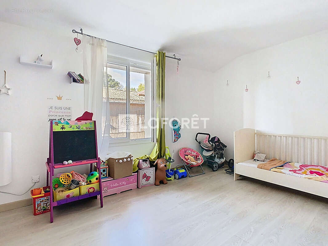 Maison à LA NEUVILLE-AUX-BOIS