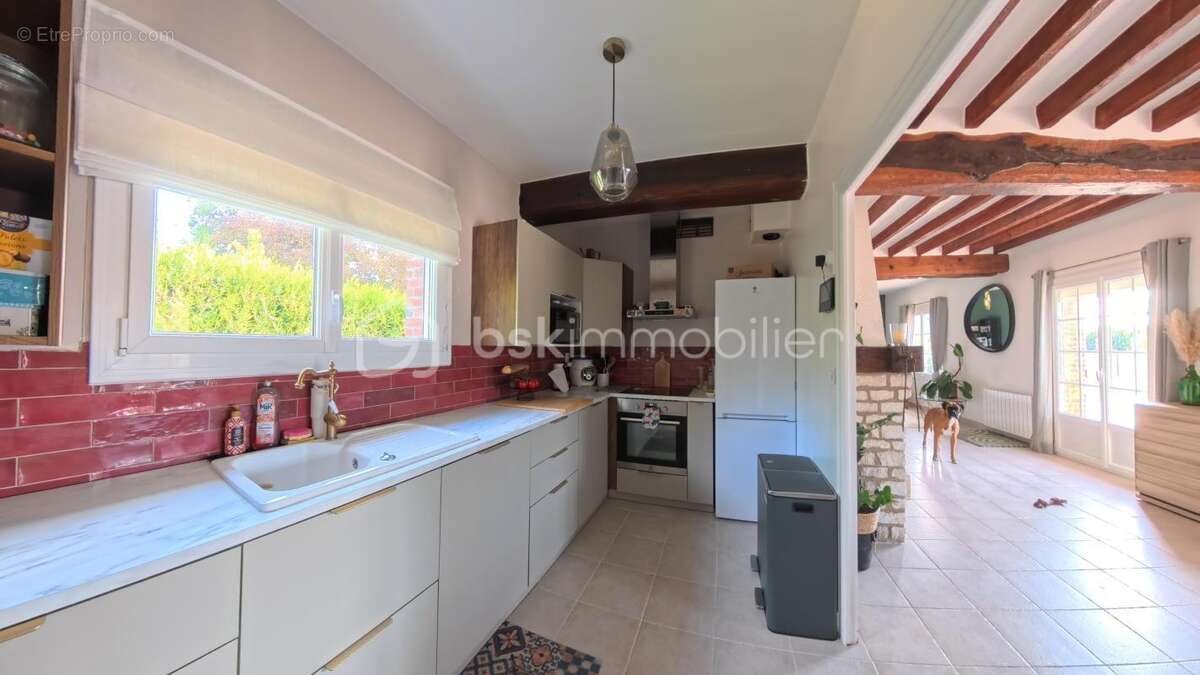 Maison familiale – 6 pièces – 3 grandes chambres – piscine - photo 6