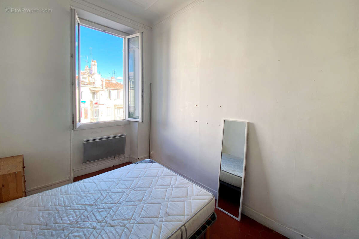 Appartement à MARSEILLE-6E