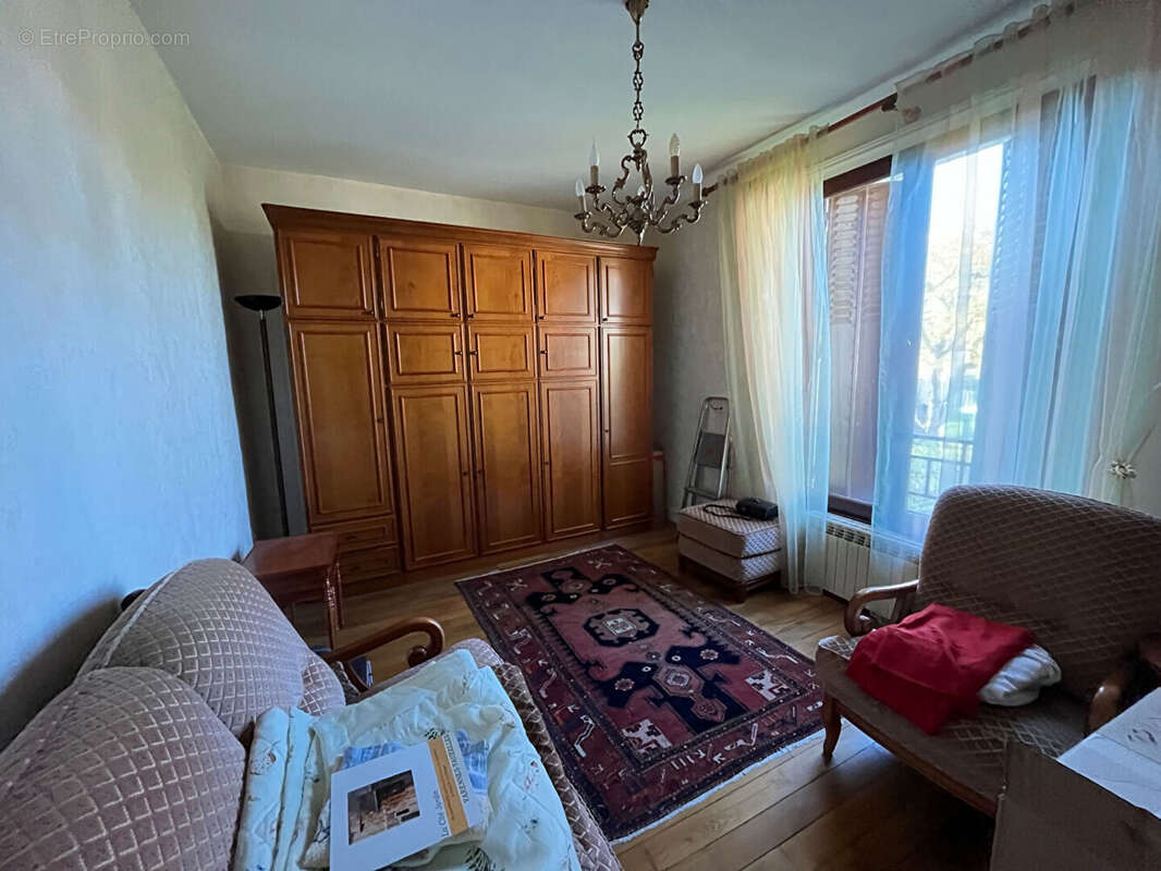 Maison à VARENNES-VAUZELLES