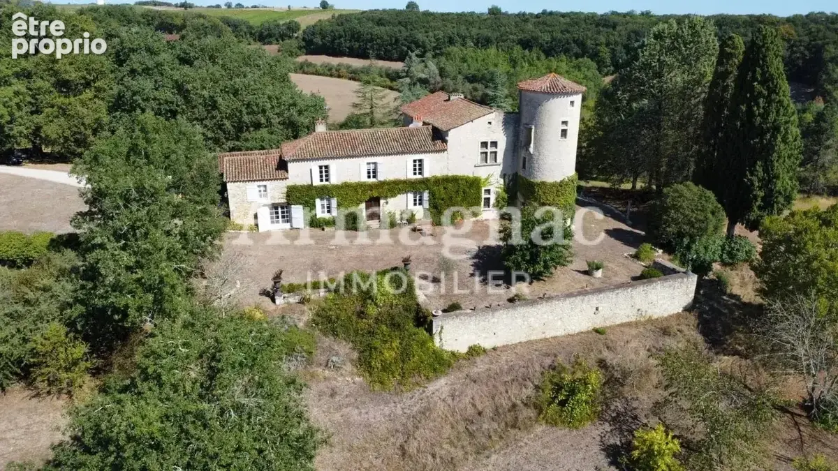 Photo Maison à Vic-Fezensac au prix de 969 000€