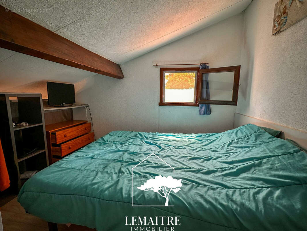 Maison à LES MATHES