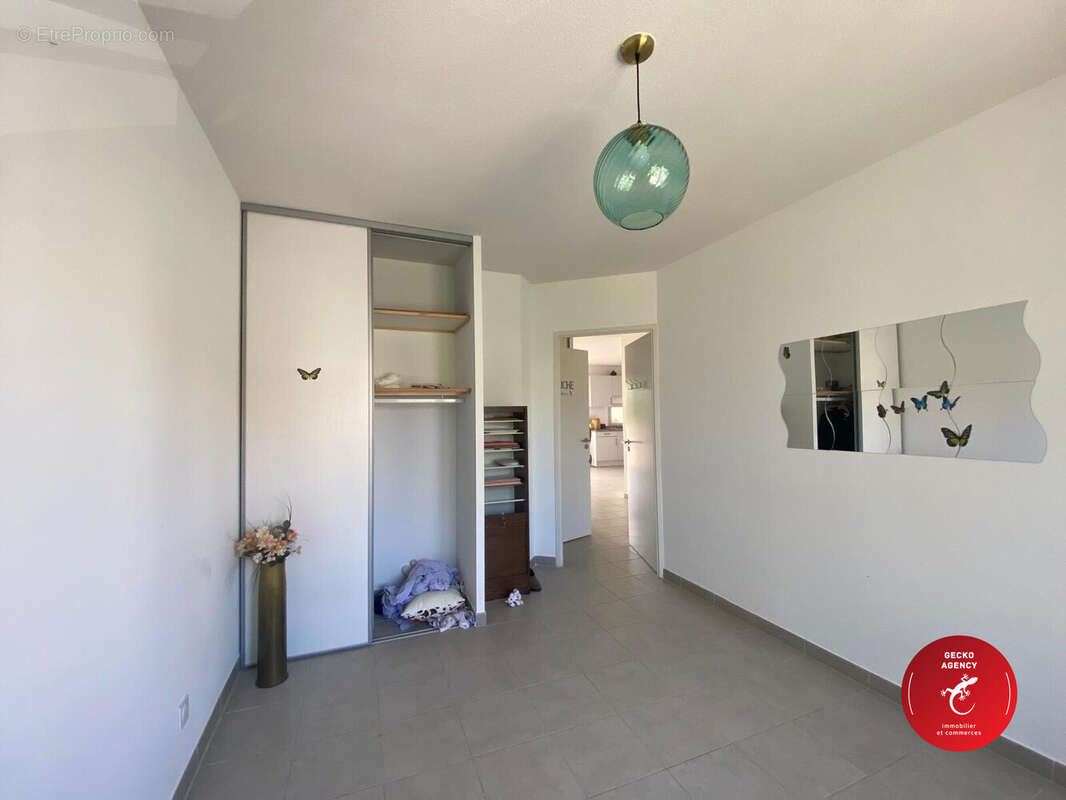 Appartement à LE MUY