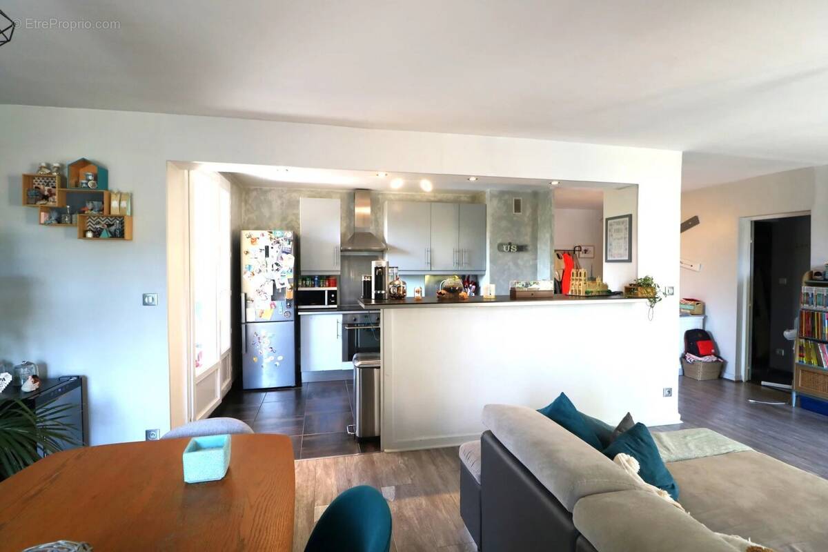 Appartement à FRANCHEVILLE
