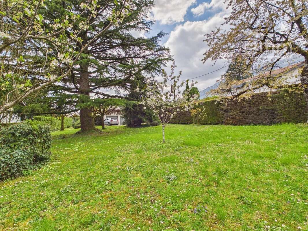 Maison à SAINT-ISMIER