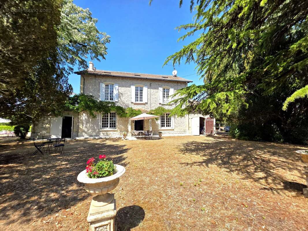 Maison à EYMET