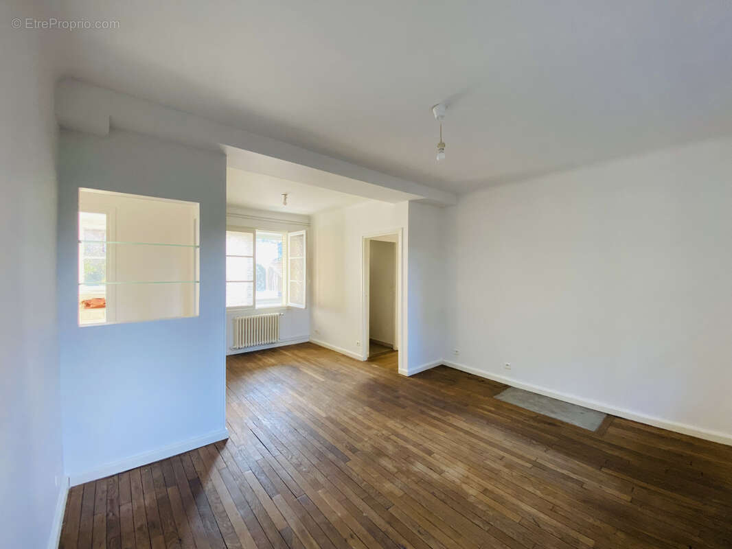 Appartement à MONTEREAU-FAULT-YONNE