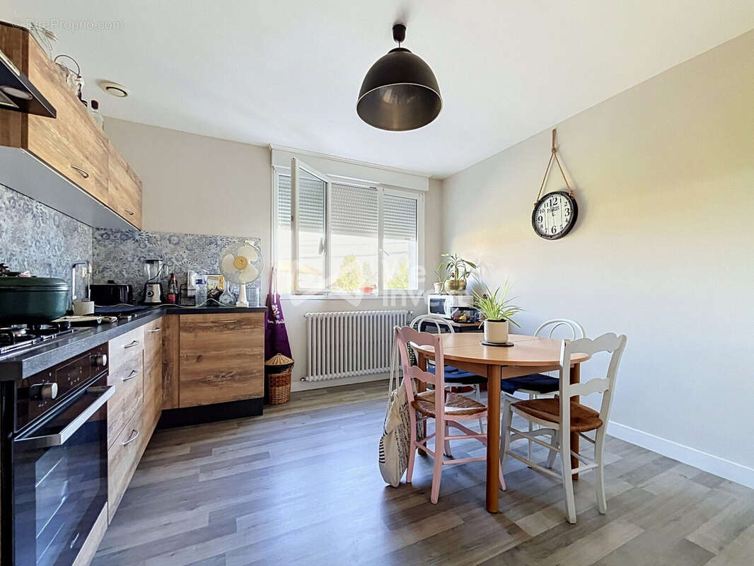 Maison 151 m² à Niort  - photo 6