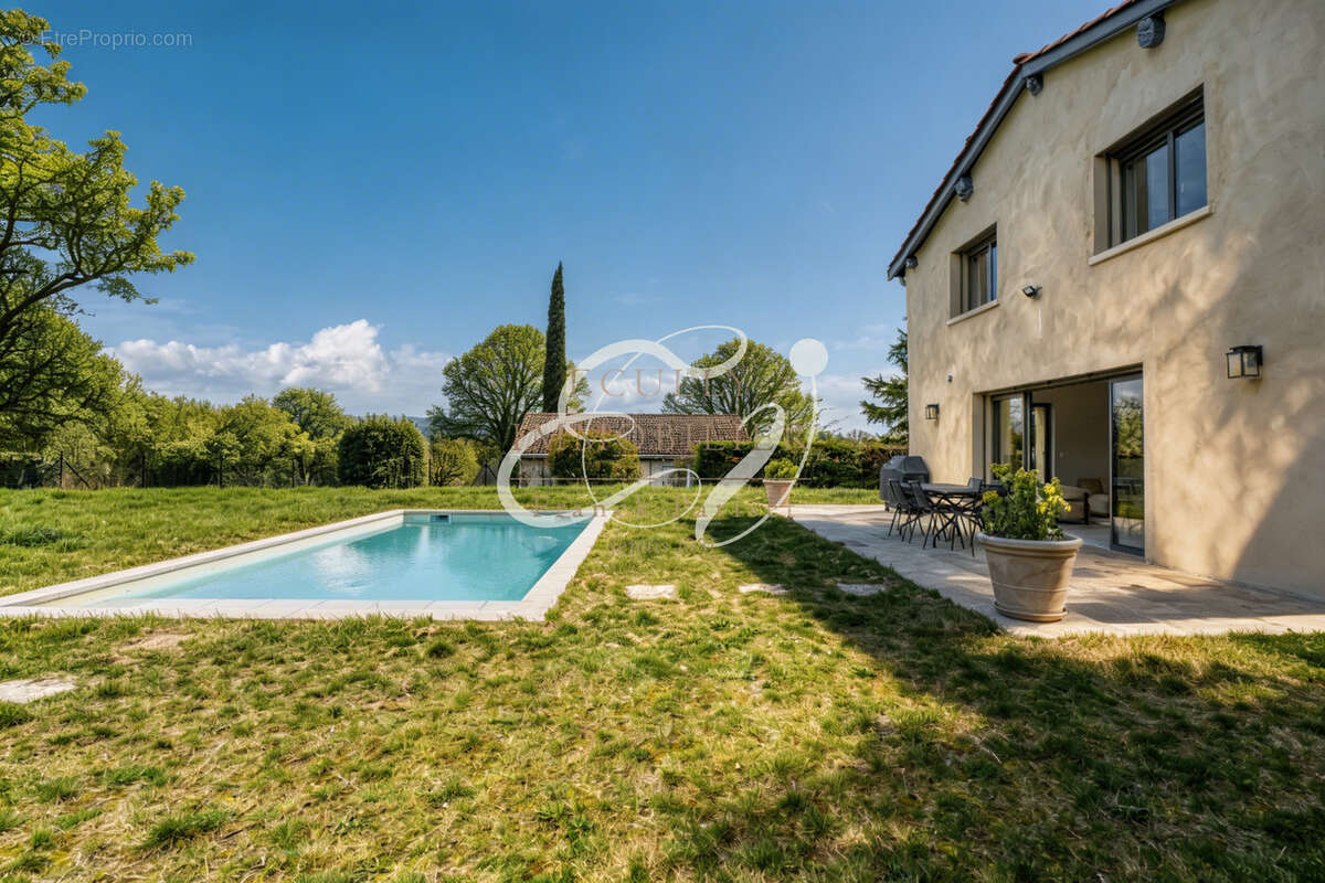 Maison à DARDILLY