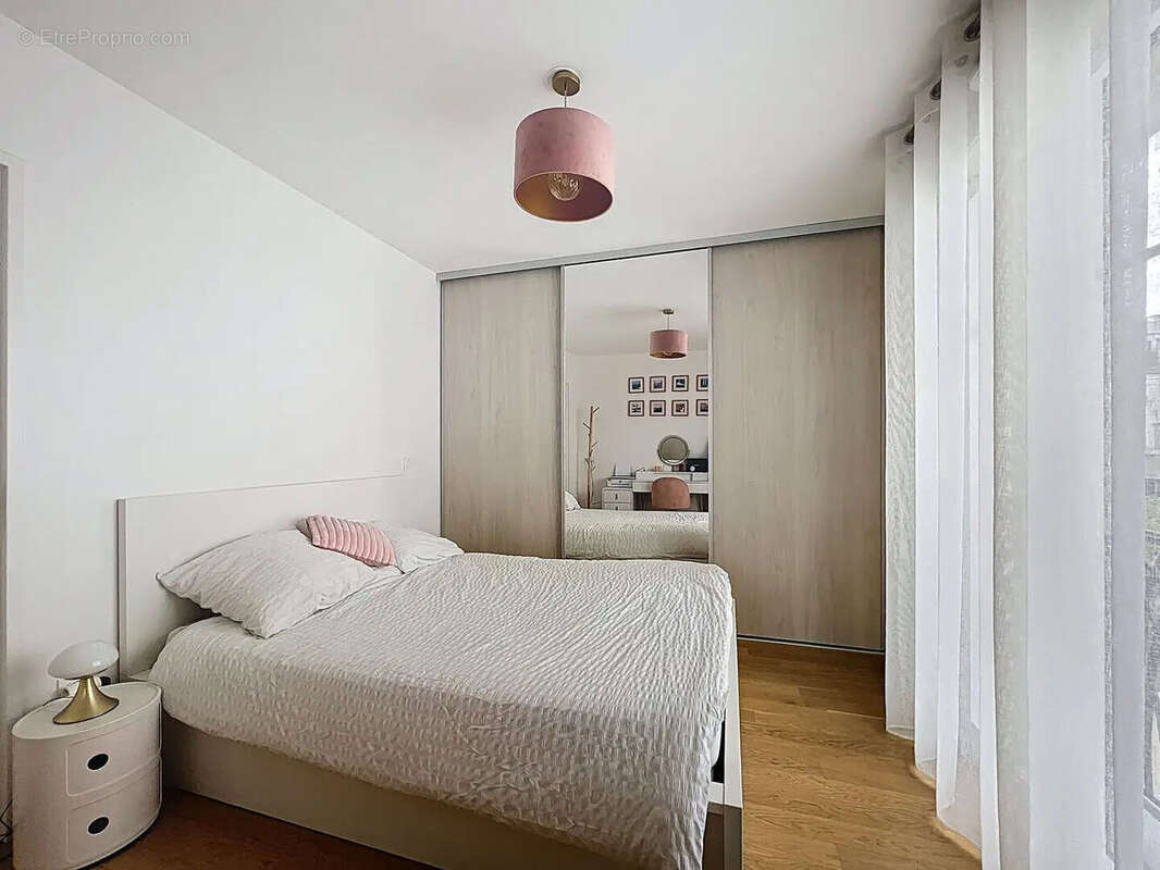 Appartement à SURESNES