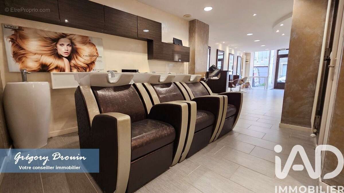 Photo 5 - Commerce à MALESHERBES