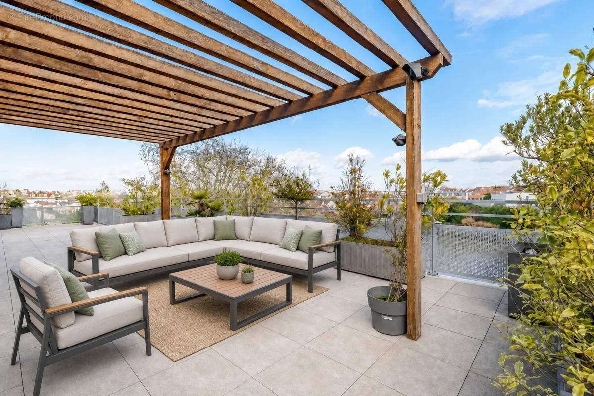 Appartement à LE PERREUX-SUR-MARNE