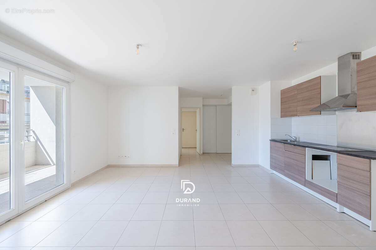 Appartement à MARSEILLE-8E