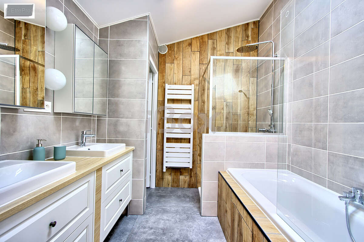 Appartement à LA GARDE