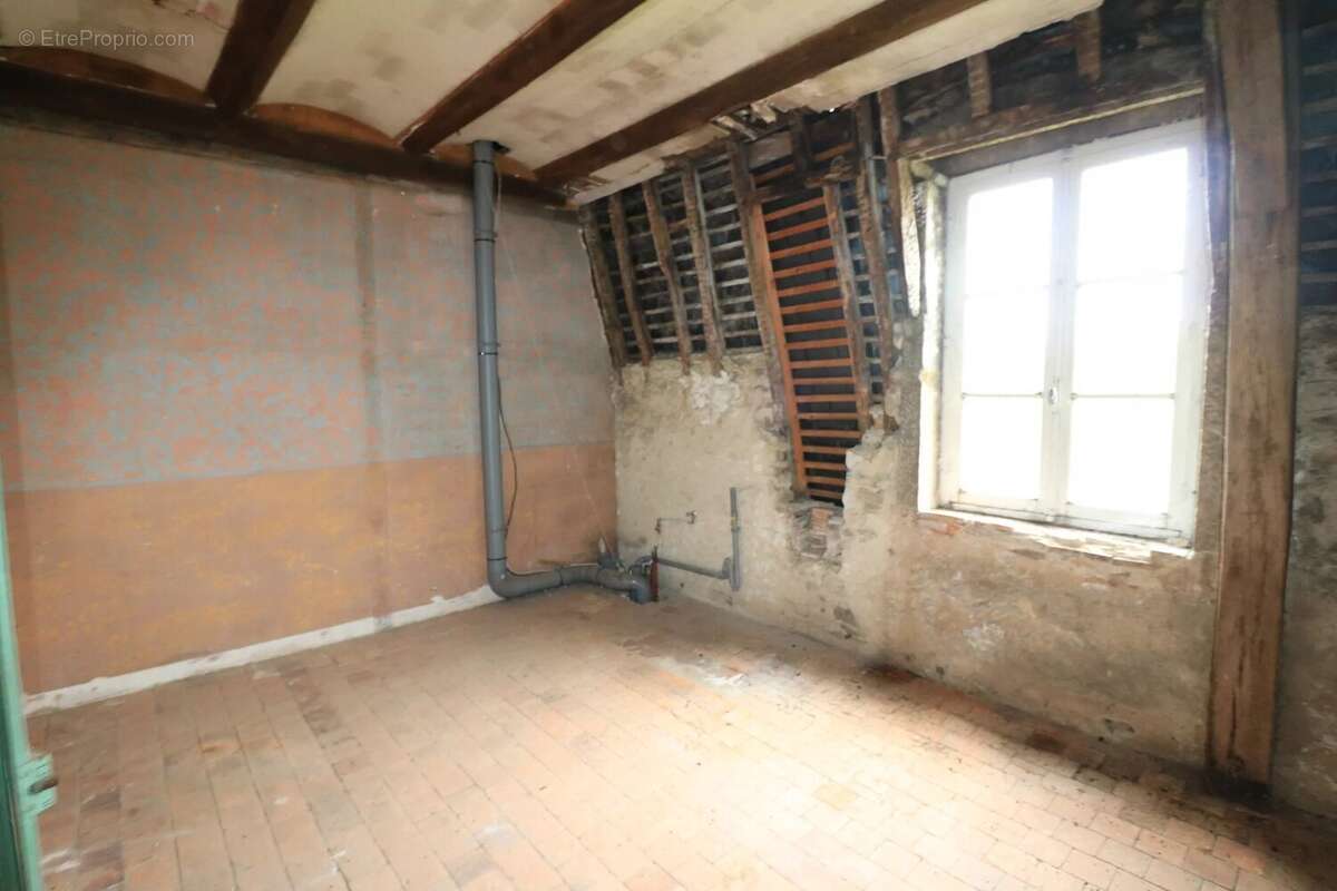 Maison à CHATILLON-EN-BAZOIS