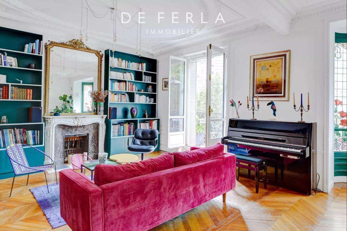 Appartement à PARIS-18E