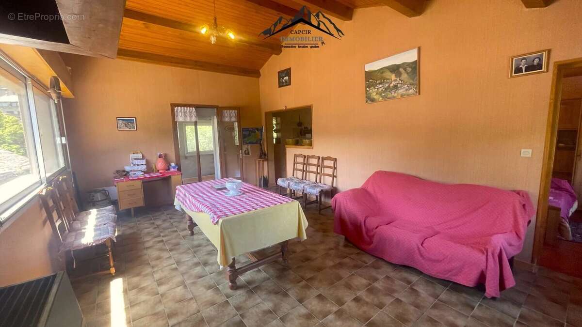 Maison 4 faces en pierre avec jardin - AYGUATÉBIA-TALAU - photo 25