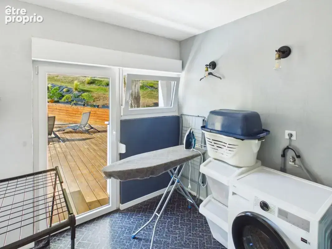 Scy-Chazelles – Maison familiale de 300 m² avec 6 chambres et espace indépendant - photo 14