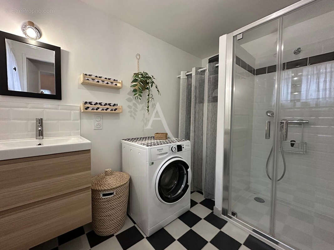 Maison à GREOUX-LES-BAINS