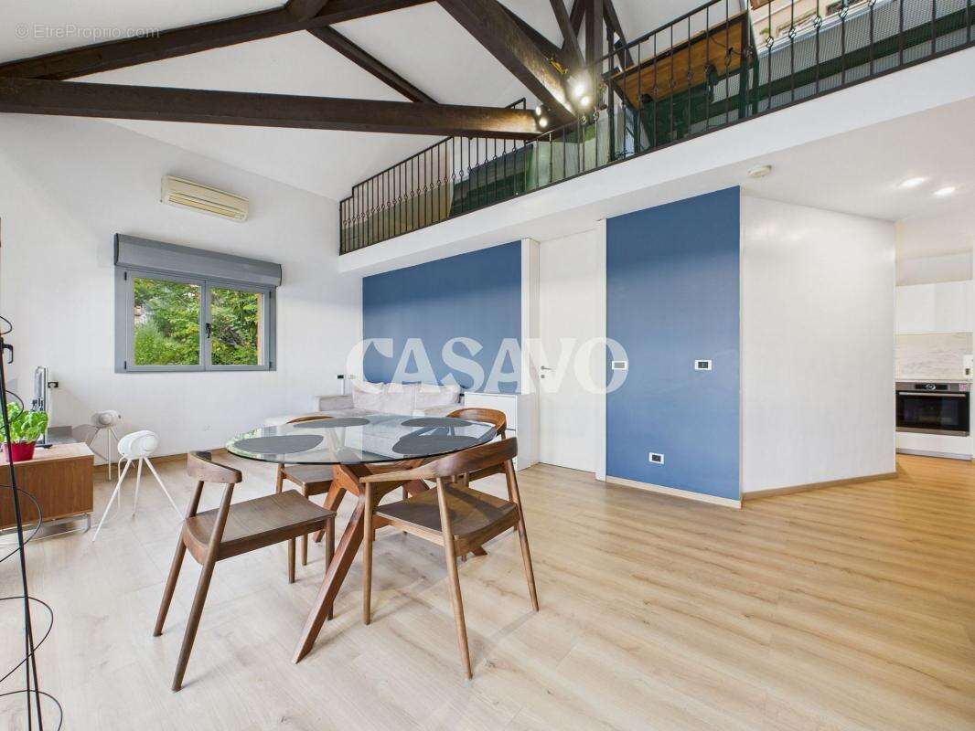 Appartement à ROQUEBRUNE-CAP-MARTIN