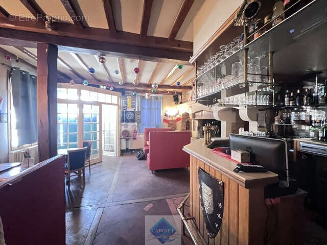 Fonds de commerce bar d'ambiance - équipé restauration - photo 8