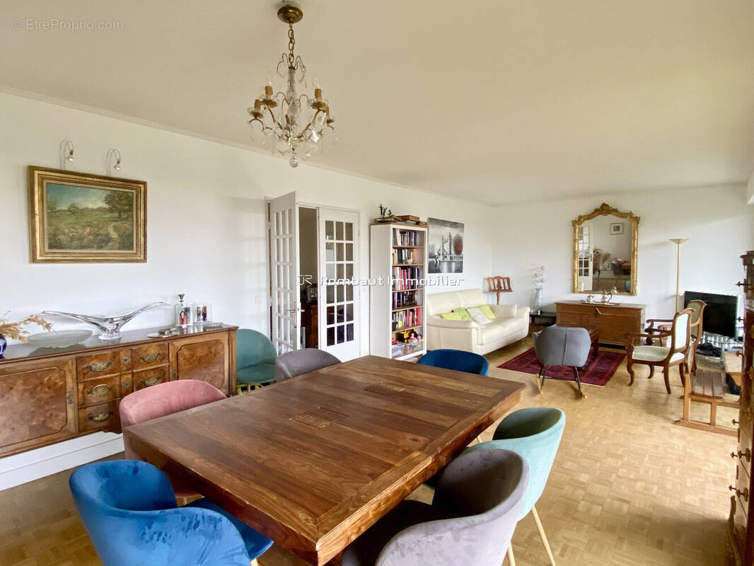 Appartement à VERSAILLES