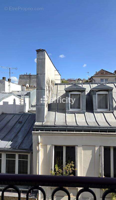 Appartement à PARIS-2E
