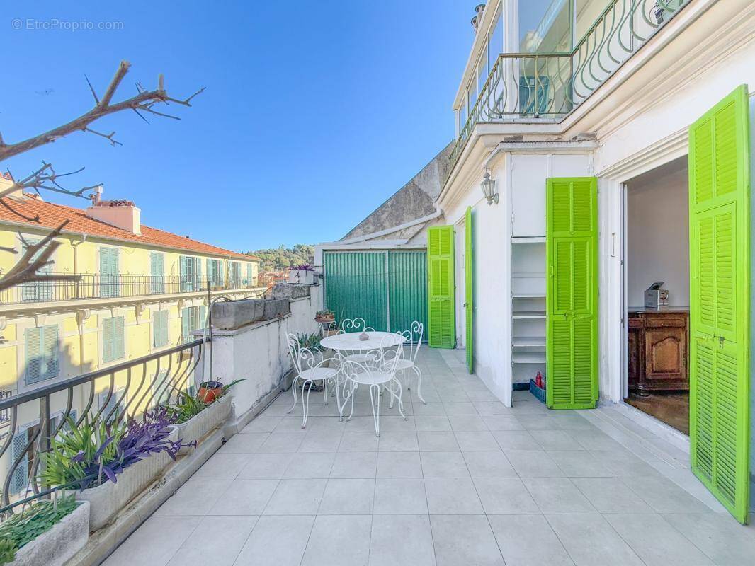 Appartement à NICE