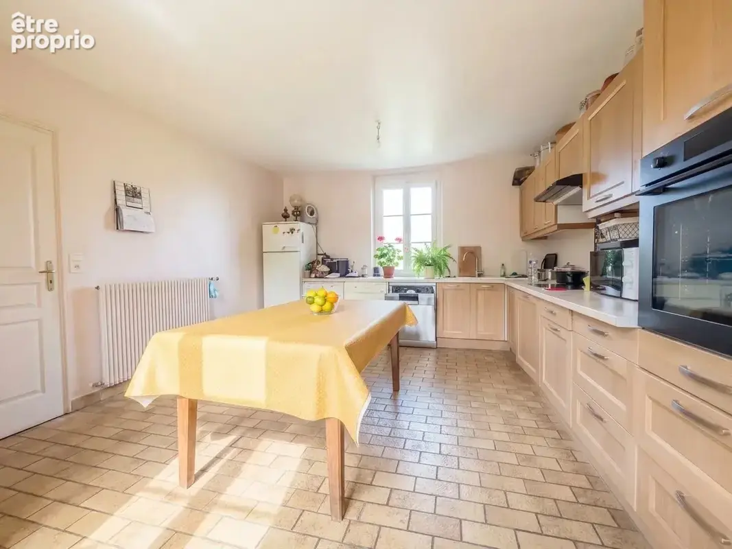 Grande propriété avec maison de maitre (5ch) et terrain de plus de 1ha - photo 4