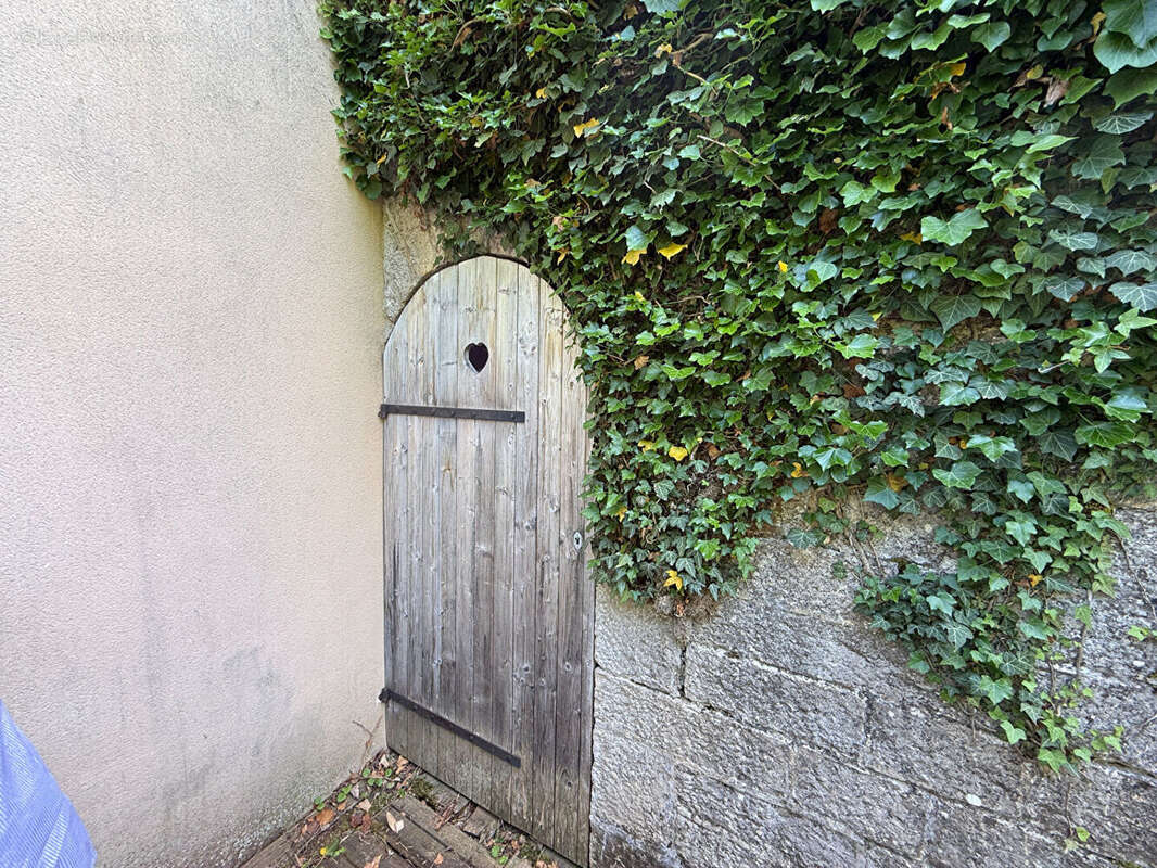 Appartement-maison Chilly-le-Vignoble / 5 pièce(s) / 2 chambres / 152 m² - photo 7