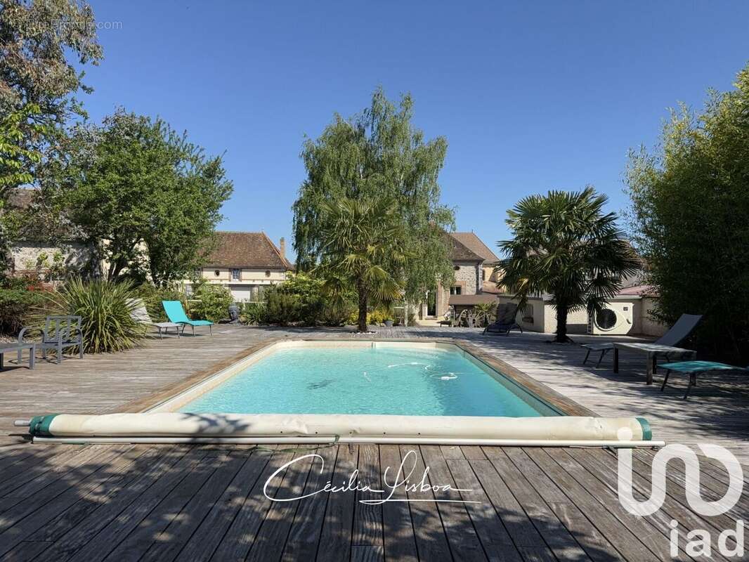 Photo 2 - Maison à SAINT-SEROTIN