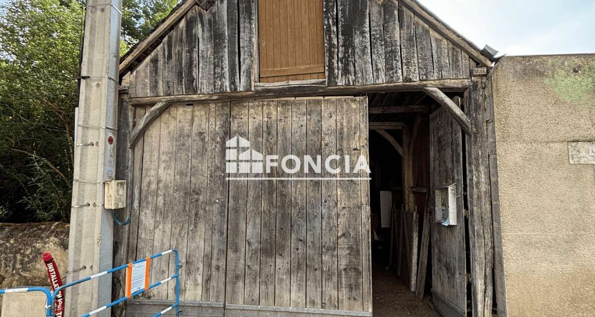 Terrain à AZAY-LE-RIDEAU