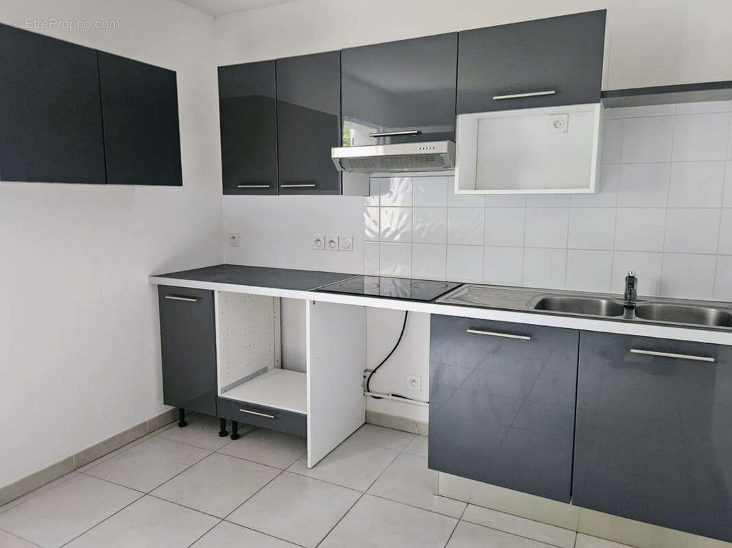 Appartement à LE CANNET-DES-MAURES