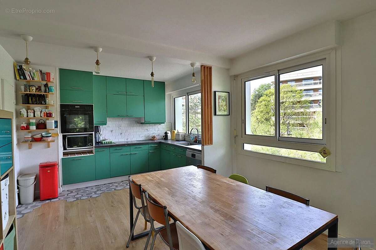 Appartement à VERRIERES-LE-BUISSON