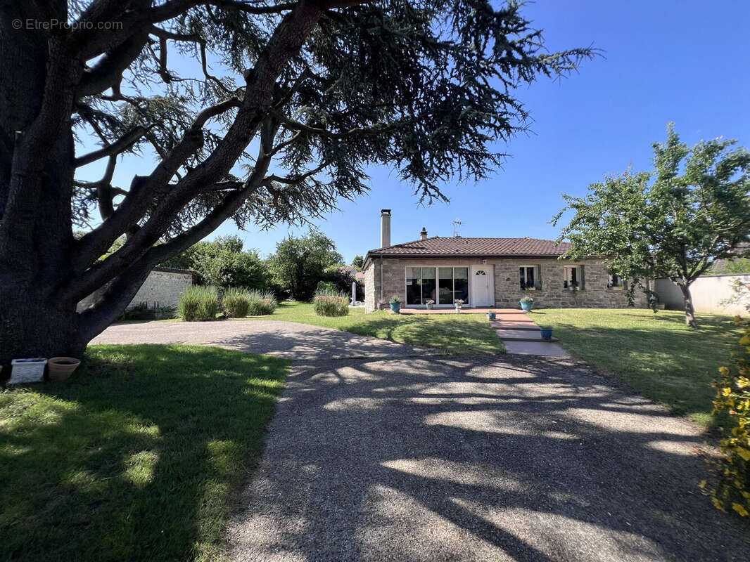 Maison à MARINES