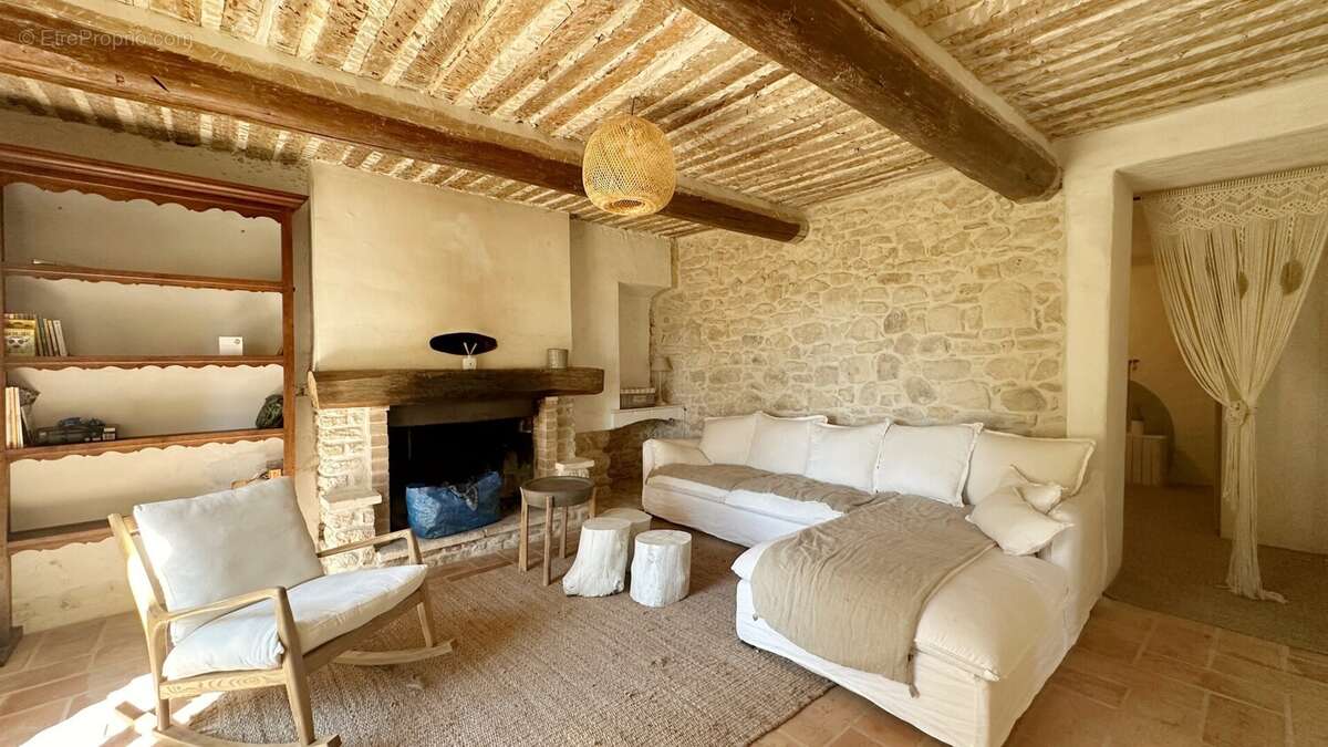 Maison à GOULT