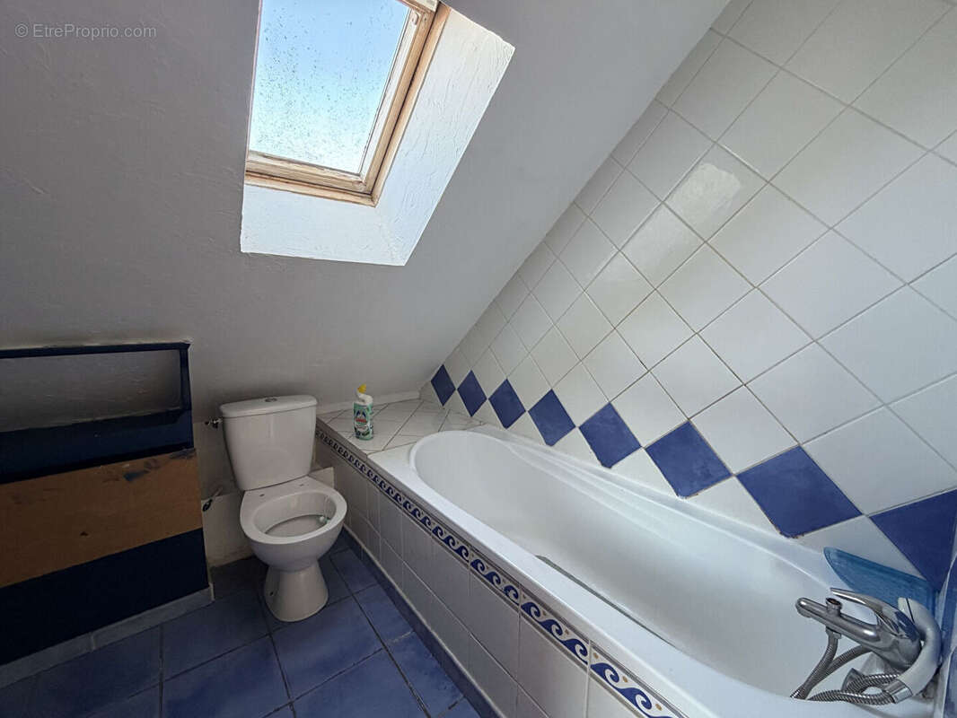 Maison à NERIS-LES-BAINS