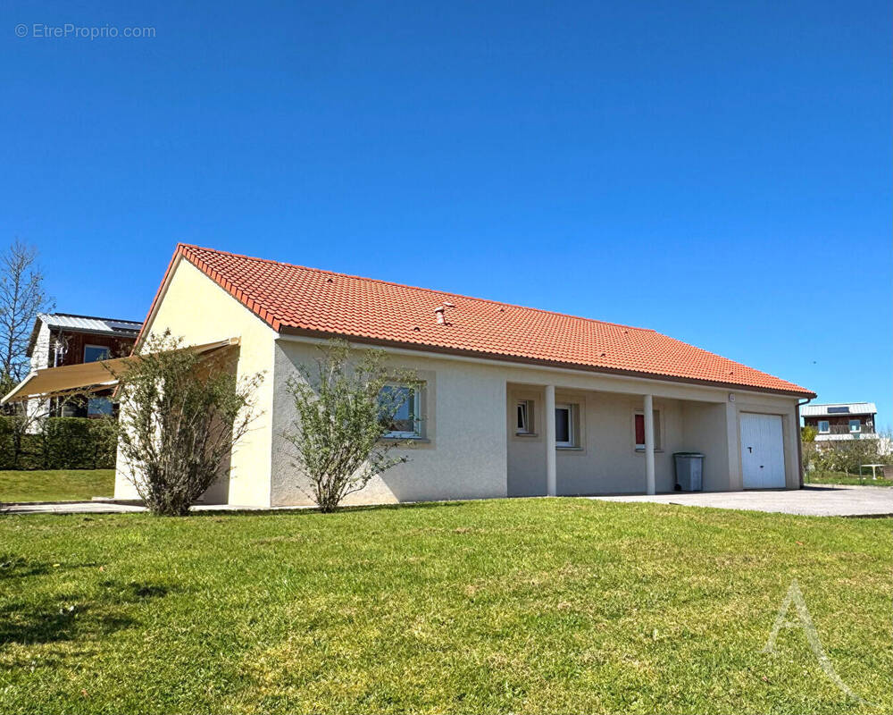 Maison à GOLBEY