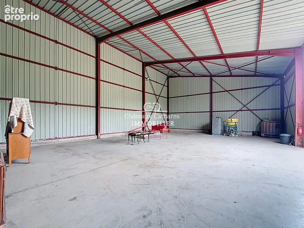 Commerce 280 m² à Maury  - photo 4