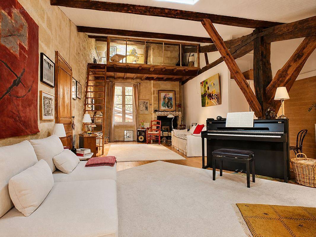 Appartement à BORDEAUX