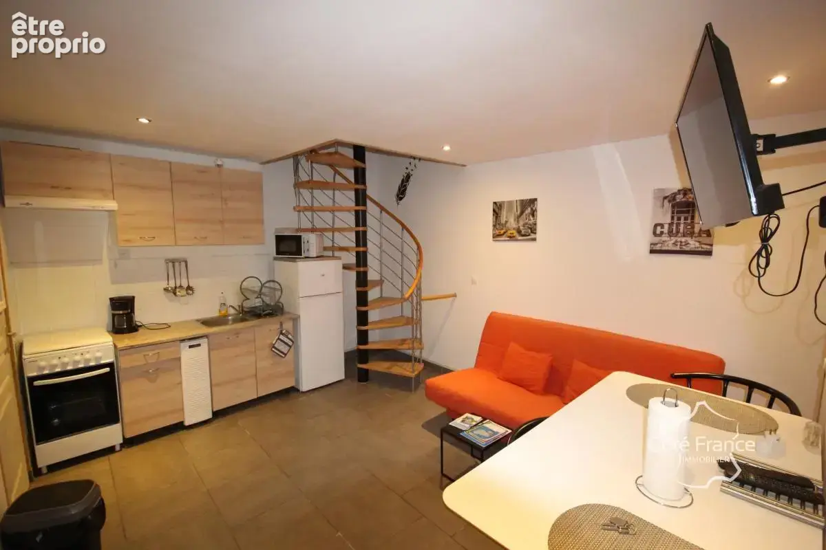 GIVET Immeuble de rapport composé de 4 logements, idéal inve - photo 4