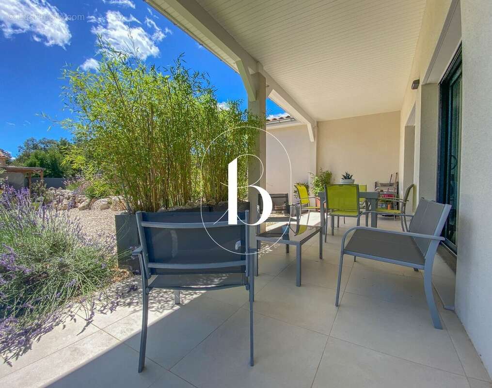 Maison à GOUDARGUES