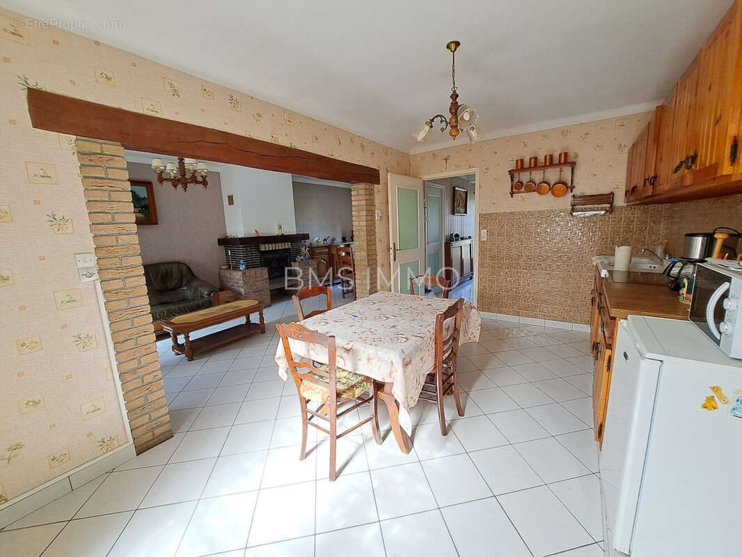 Maison 100 m² à Mons-En-Pevele  - photo 6