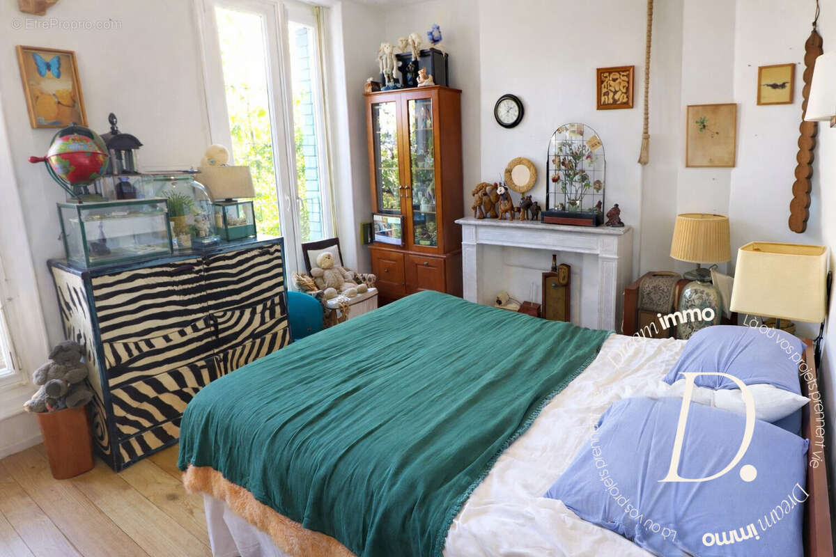 Appartement à MARSEILLE-6E
